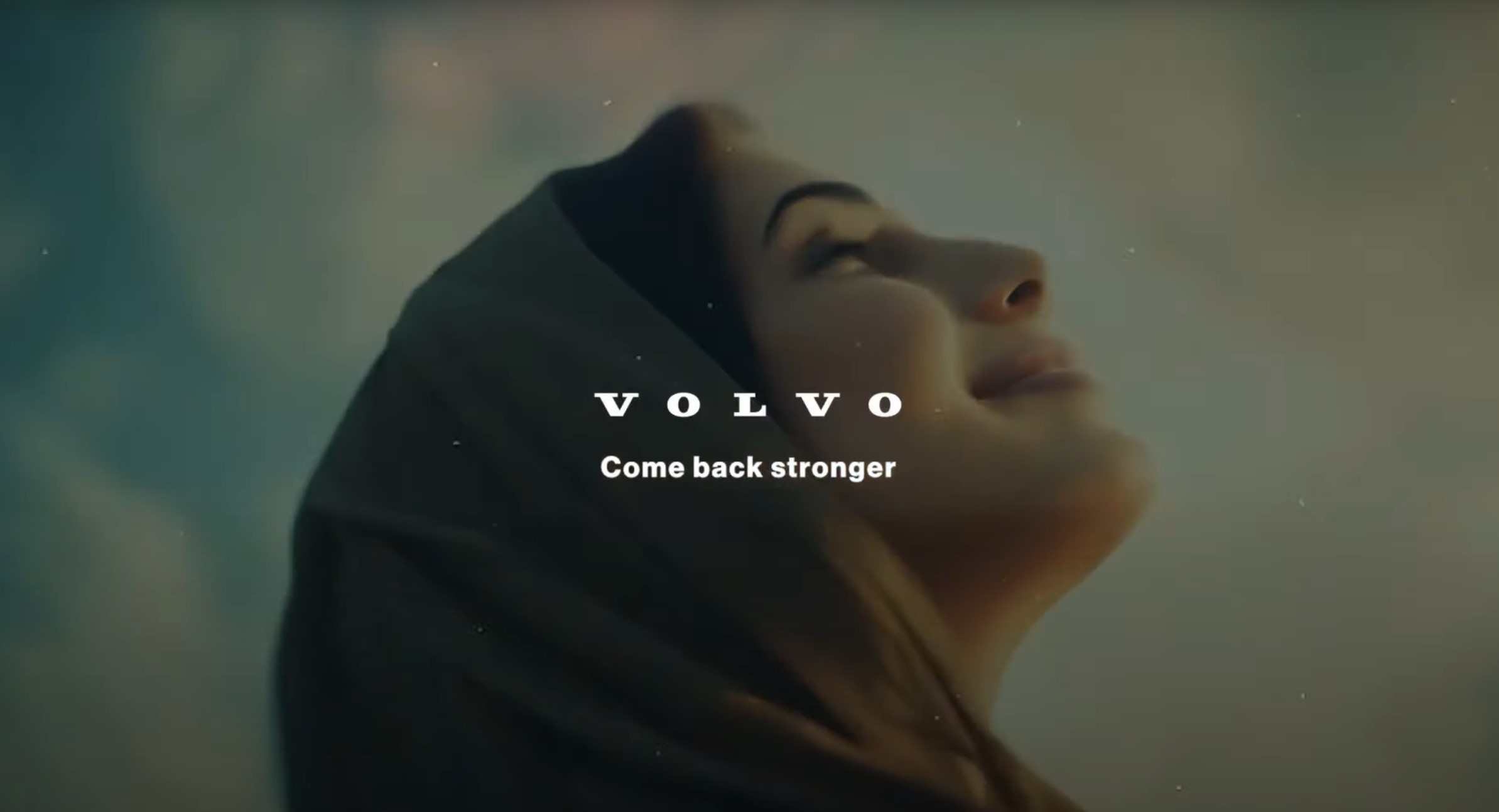 볼보, 첫 AI 생성 광고 공개… 차량은 단 한 대도 없어!